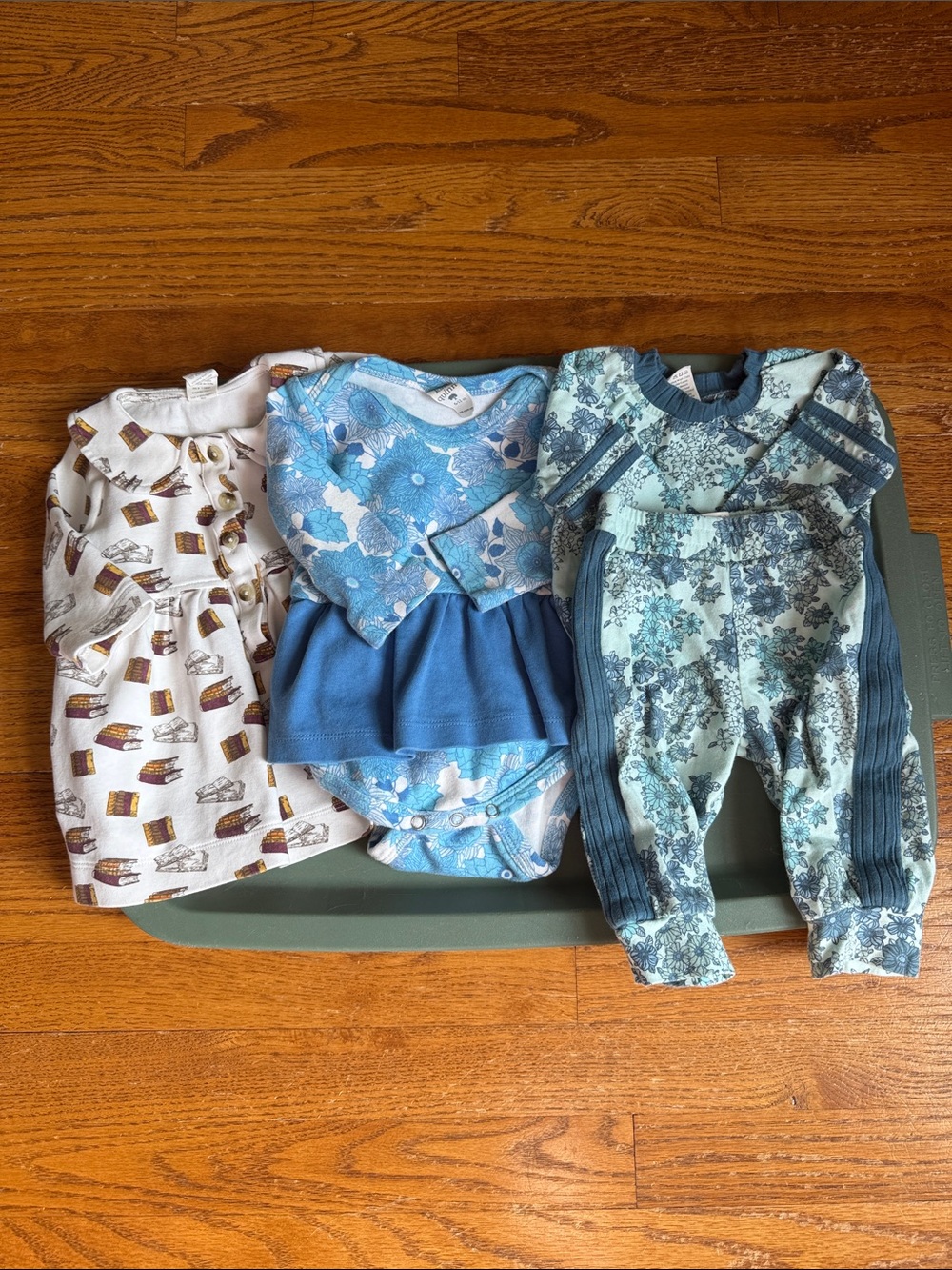 Kate Quinn Long Sleeve Bundle